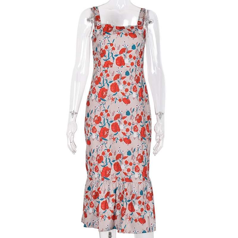 Sexy Suspender Maxi Dress – Bold, Flowy & Irresistibly Chic