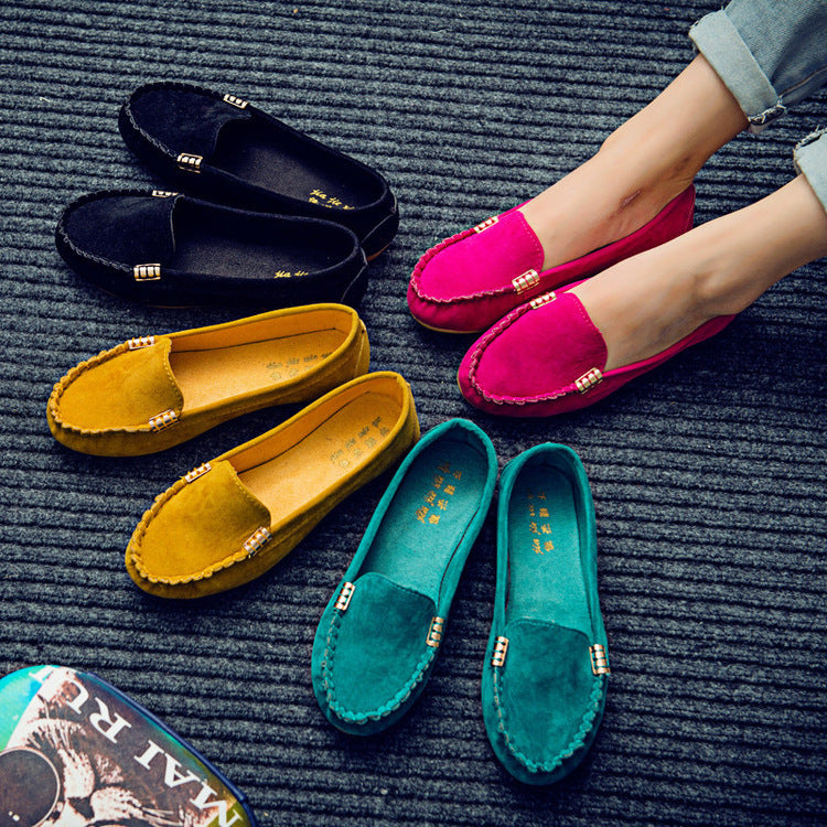 “Everyday Slip-On Chic – Soft Sole Peas Flats for Women”