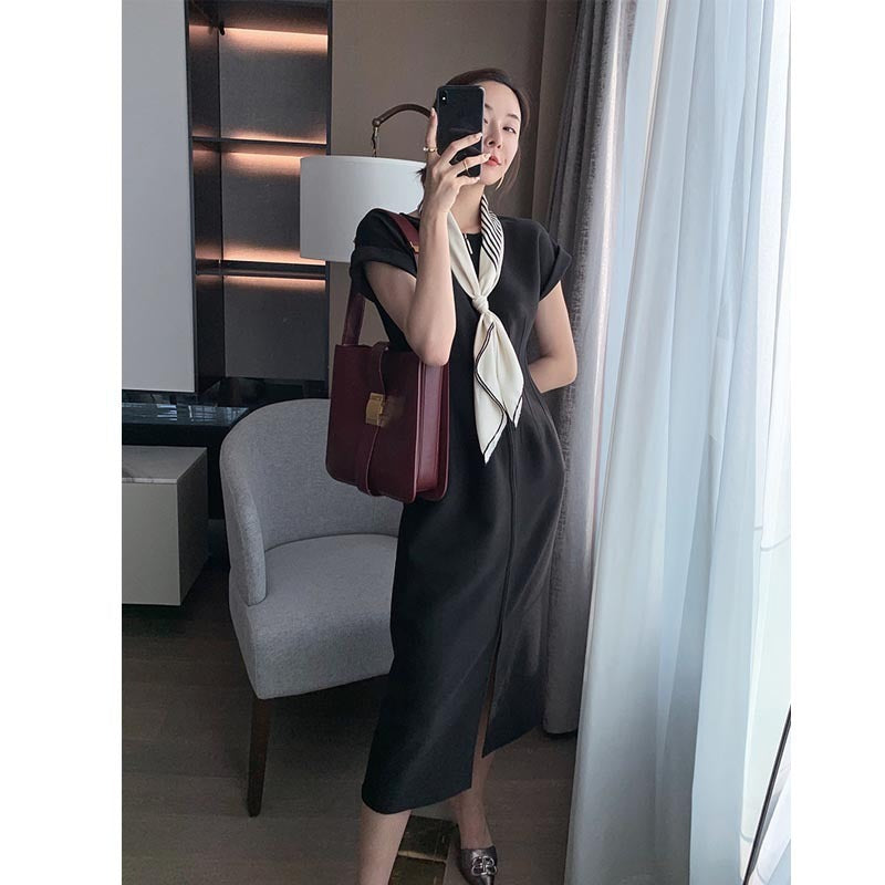 Style Redefined – Women’s Dresses for Every Mood