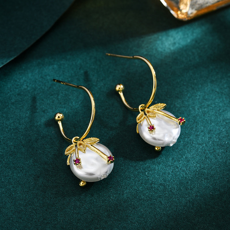 Needle Pearl Earrings