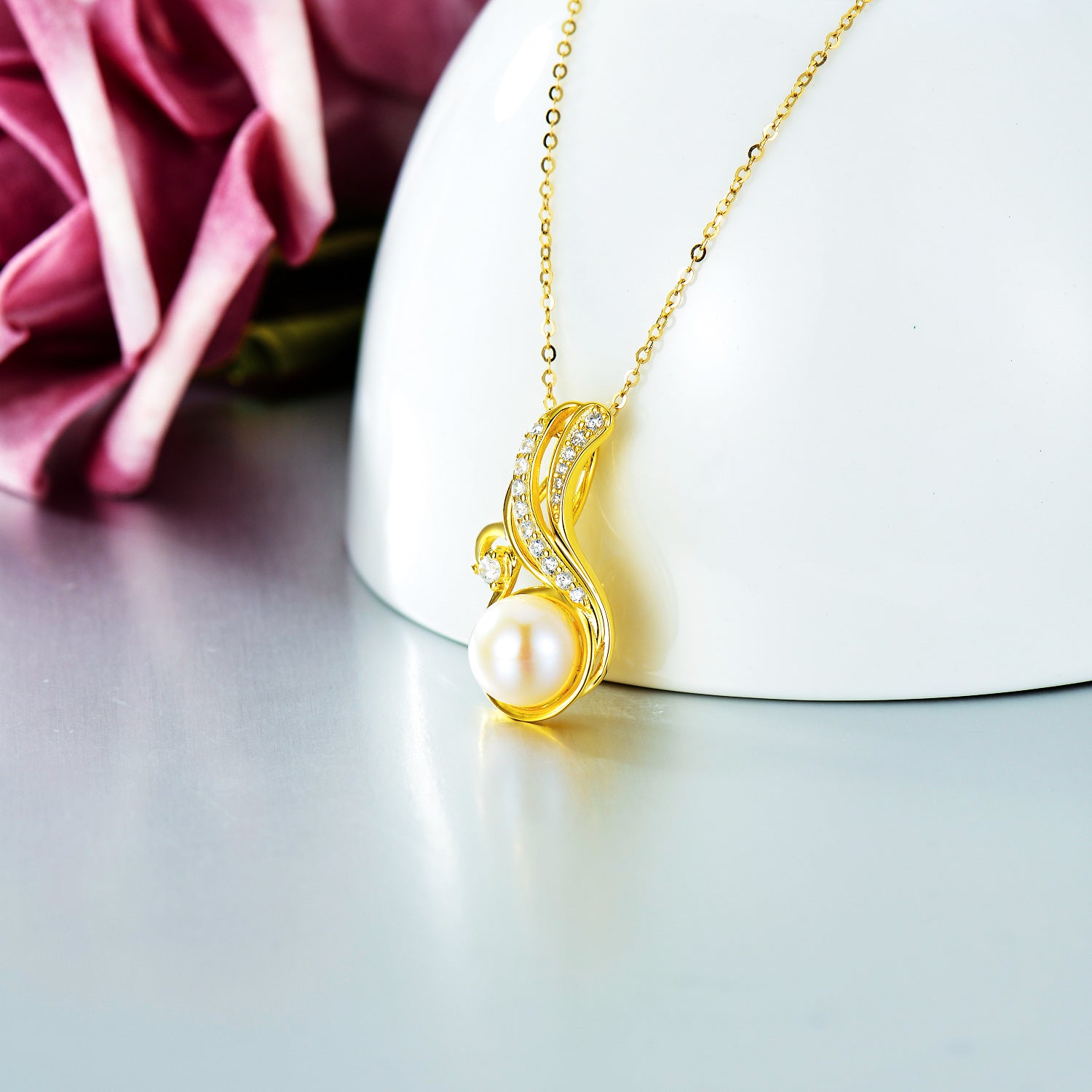 Ocean Wave Pearl Necklace